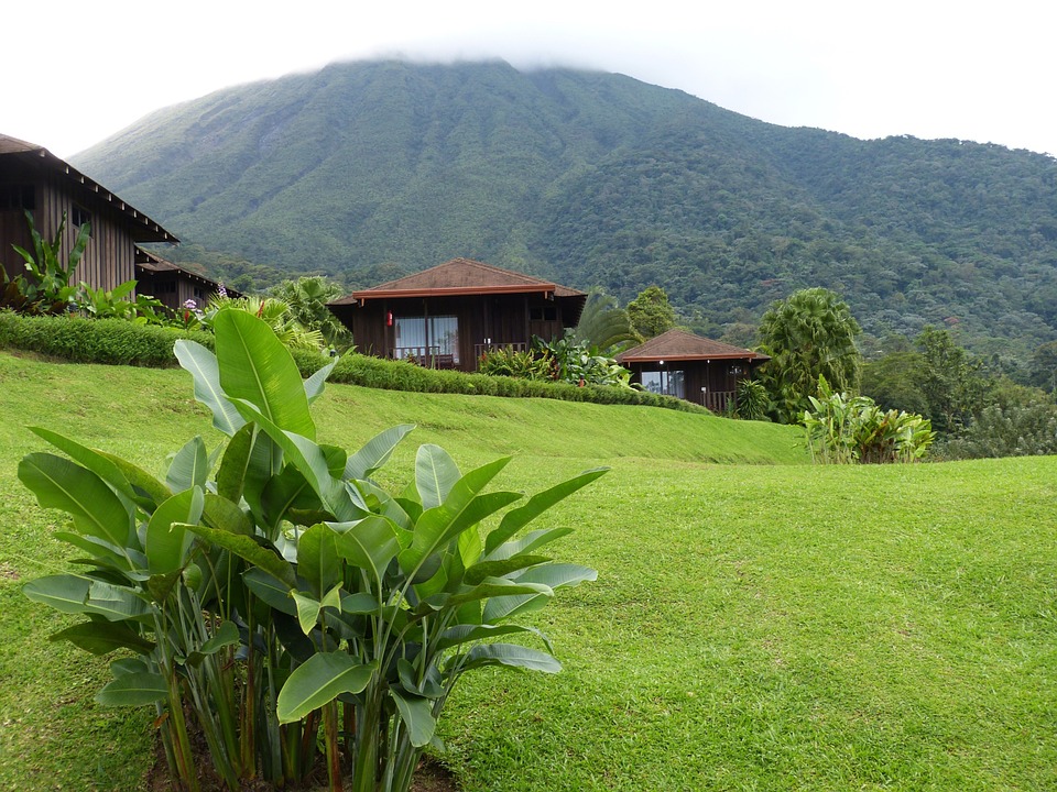 Costa Rica Driving Guide